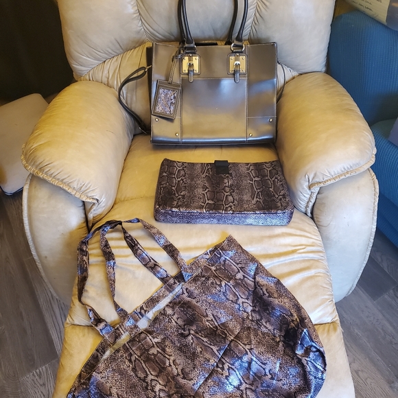 Wilson's Leather all in one tote - Picture 3 of 5